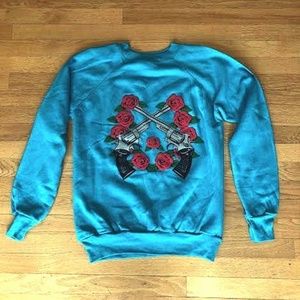 VINTAGE GUNS AND ROSES Sweatshirt Never Worn